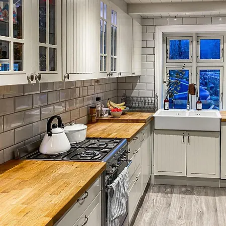 Front In Farsund With Wifi Holiday home *