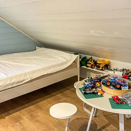 Holiday home Front In Farsund With Wifi